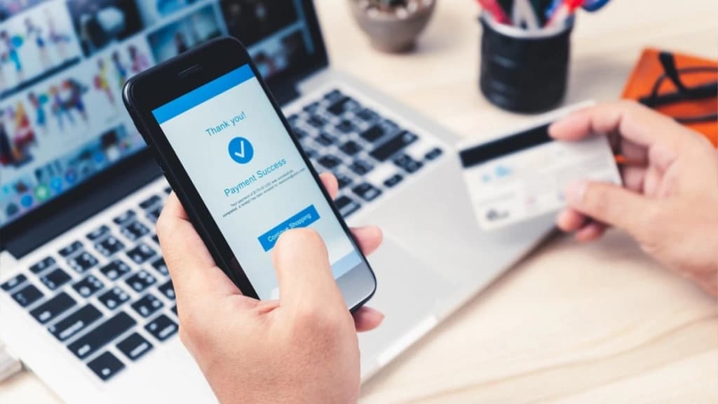 Hóa Đơn Trên 5 Triệu Phải Chuyển Khoản Để Khấu Trừ Thuế GTGT: Đúng Hay Sai?