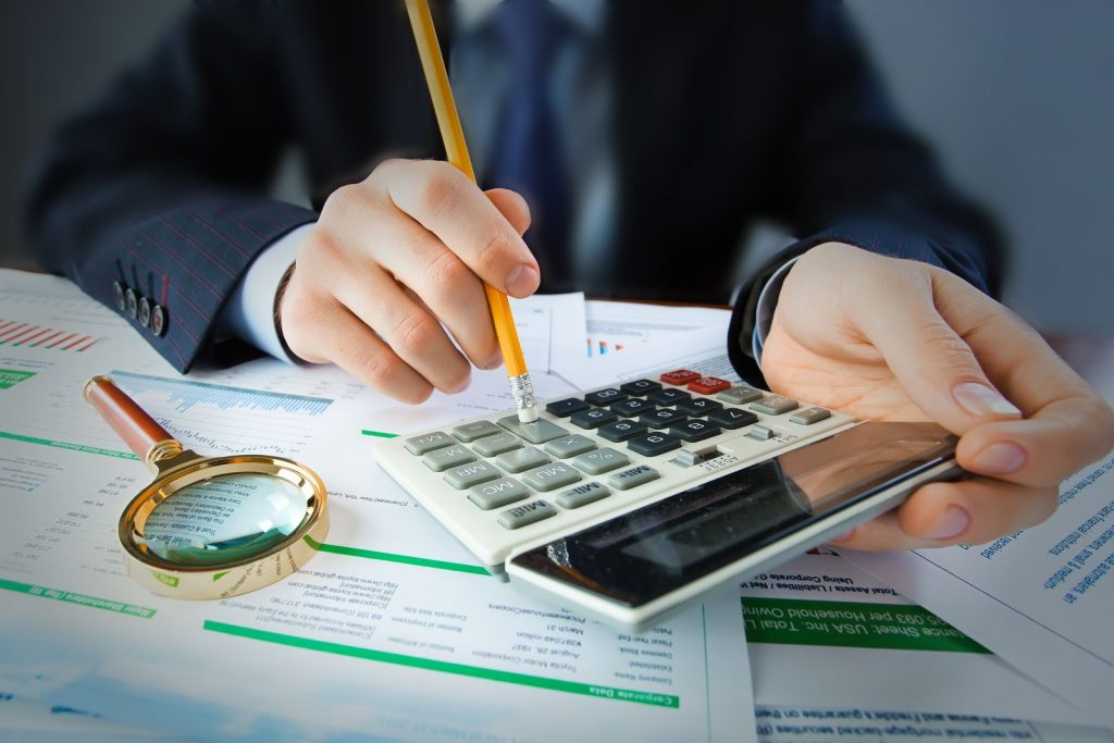 Hộ kinh doanh và doanh nghiệp nhỏ không có kế toán thì phải làm sao?